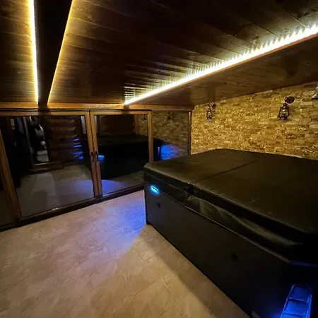 Wooden Valley Holiday home *