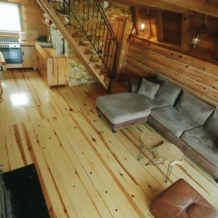 Wooden Valley Feriehus *