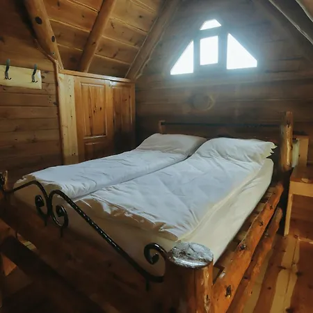 Wooden Valley *