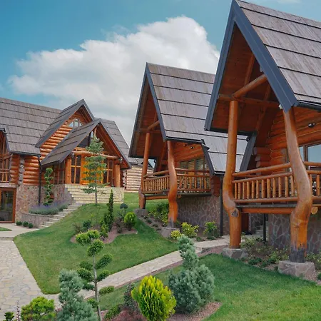Wooden Valley *