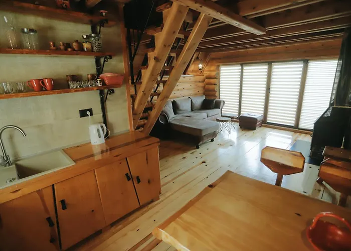 Wooden Valley Case de vacanță