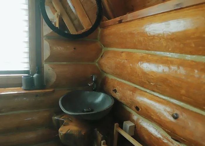 Wooden Valley Case de vacanță